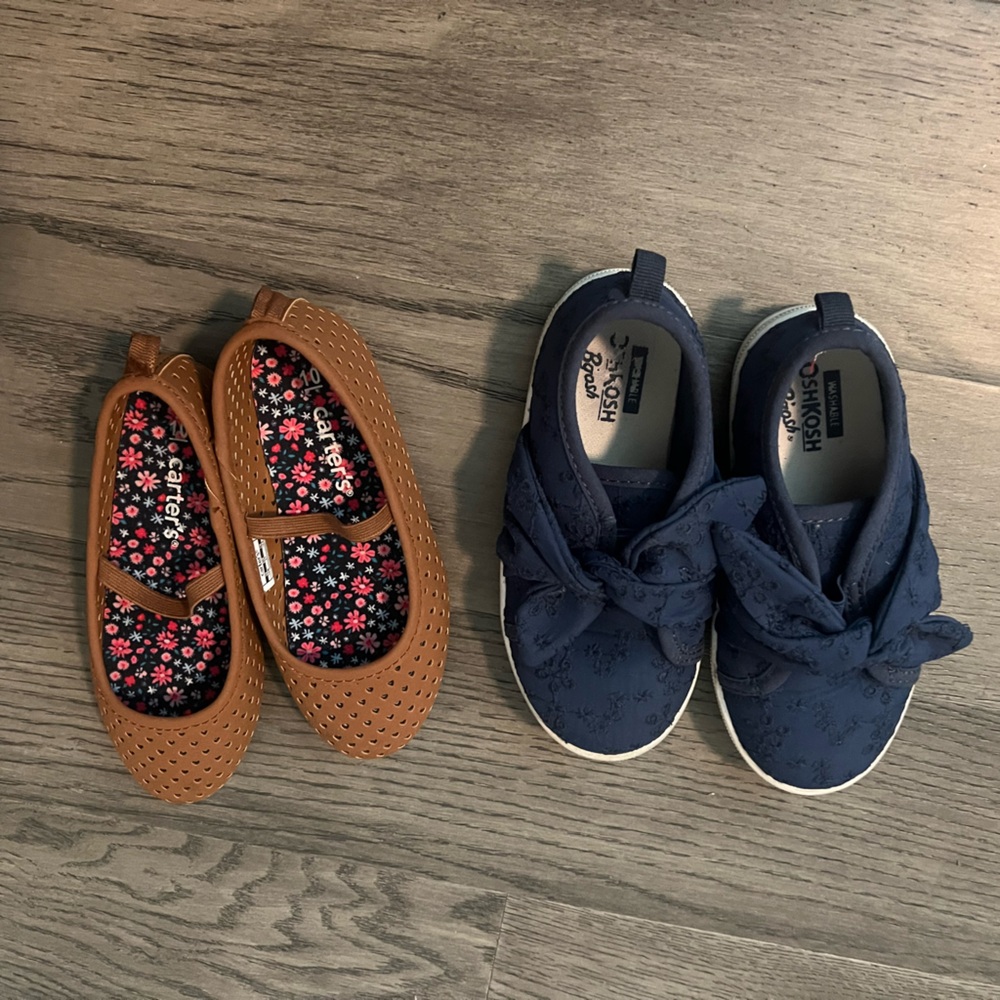 Lot of 2 carters toddler shoes size 10C